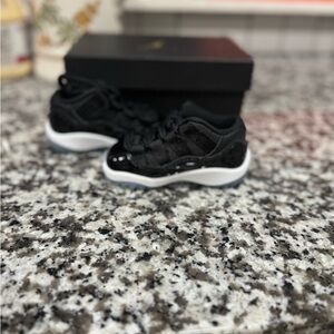 Size 4c - Air Jordan 11 Retro Low Space Jam Td